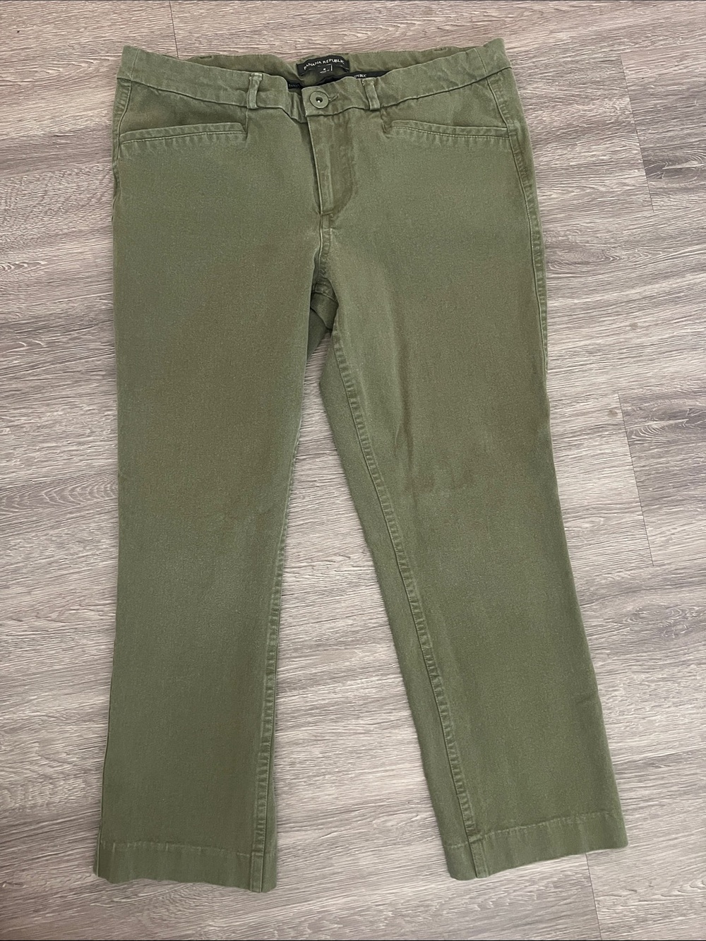 Banana Republic Olive Green Straight-Leg Women’s Jeans